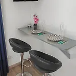 Centre De Dunkerque, Appartement Rdc, 2 Personnes, Parking Prive *