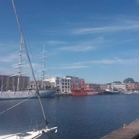 Rdc, Dunkerque Centre, 2 Personnes, Parking Prive * Dunkirk