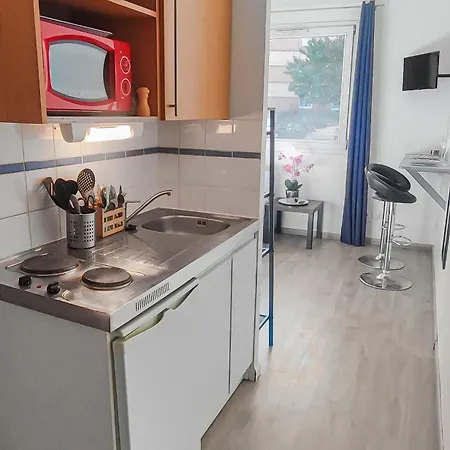 Appartement Dunkerque Centre Au Rdc, 2 Personnes, Parking Prive Duinkerke