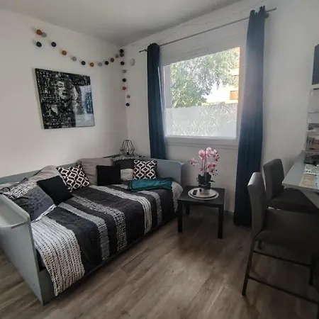 Appartement Dunkerque Centre Au Rdc, 2 Personnes, Parking Prive Appartement
