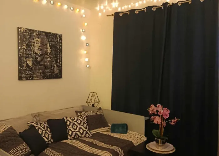 Centre De Dunkerque, Appartement Rdc, 2 Personnes, Parking Prive Dunkirk